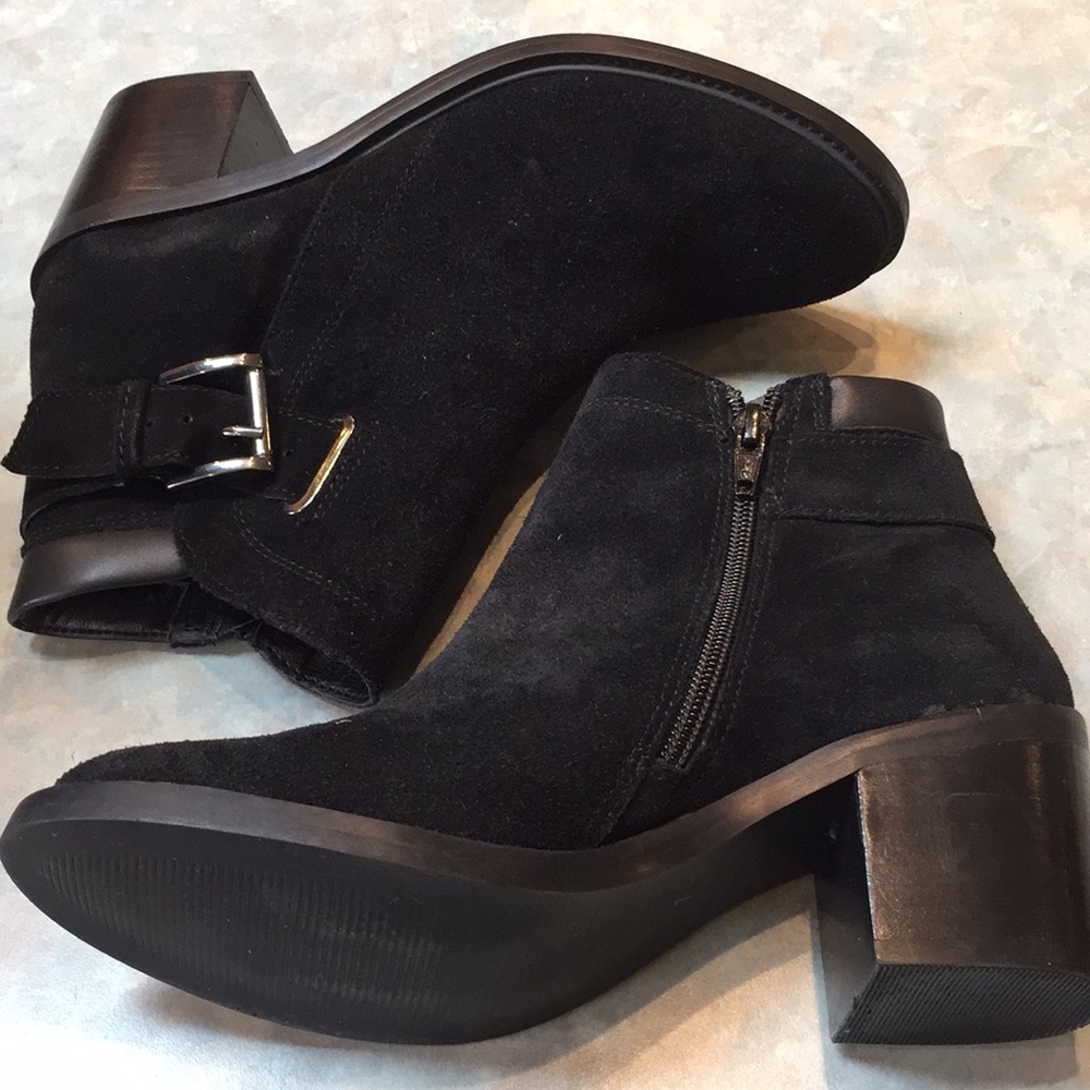 Steve Madden suede boots - Picture 2 of 10